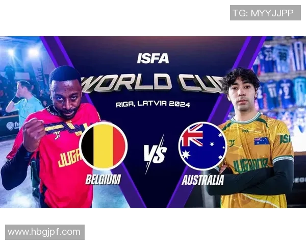 足球巨星现身街头 引发路人热议与疯狂合影热潮 足球巨星现身街头 引发路人热议与疯狂合影热潮