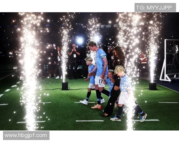 与足球巨星并肩训练的幕后英雄们是谁他们如何改变球员的竞技状态 与足球巨星并肩训练的幕后英雄们是谁他们如何改变球员的竞技状态